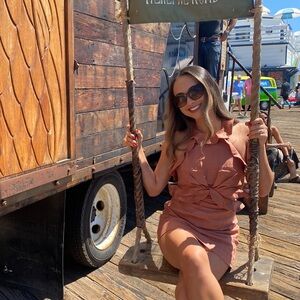 Chic Backless Rust Dress